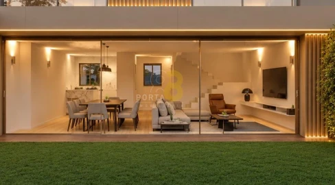Moradia T4 para Venda em Aldoar, Foz do Douro e Nevogilde