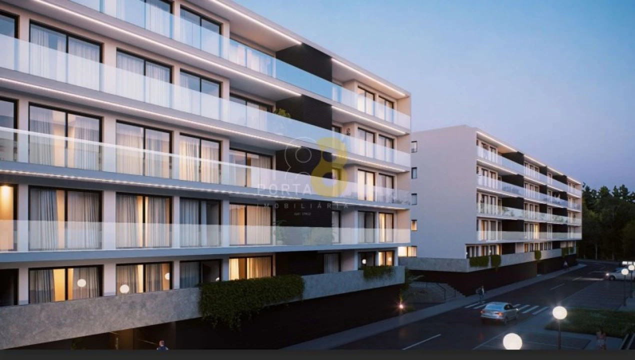 Apartamento T2 para Venda em Fânzeres e São Pedro da Cova Foto 3