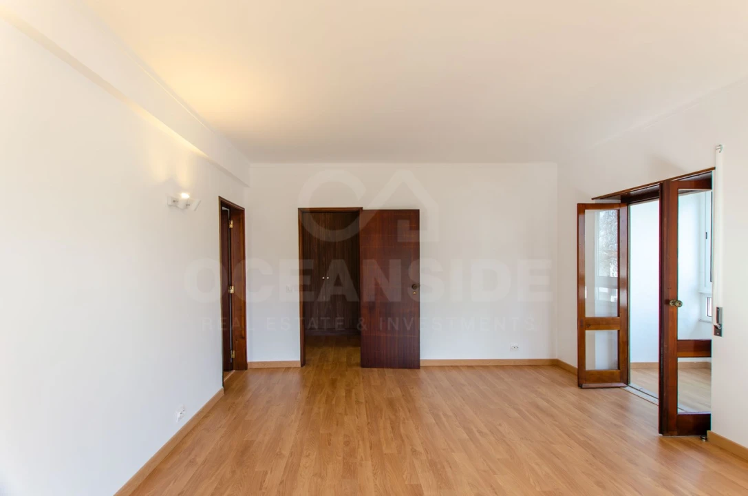 Apartamento T1 para Arrendamento em Alcabideche Foto 10