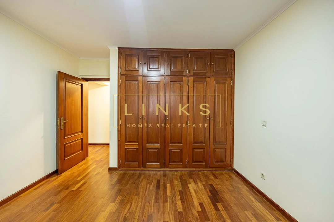 Apartamento T3 para Venda em Caniço Foto 13