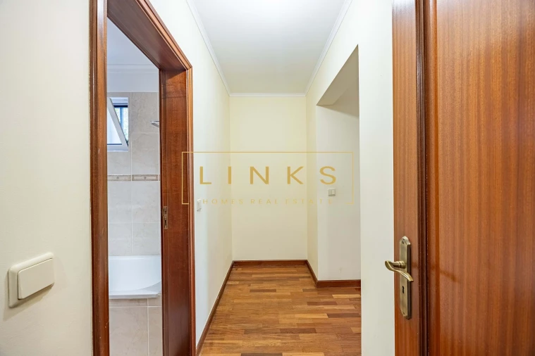 Apartamento T3 para Venda em Caniço Foto 15