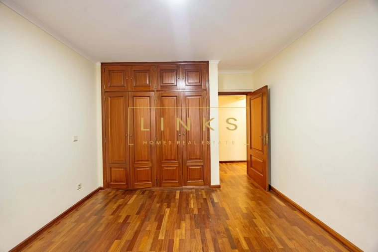 Apartamento T3 para Venda em Caniço Foto 20