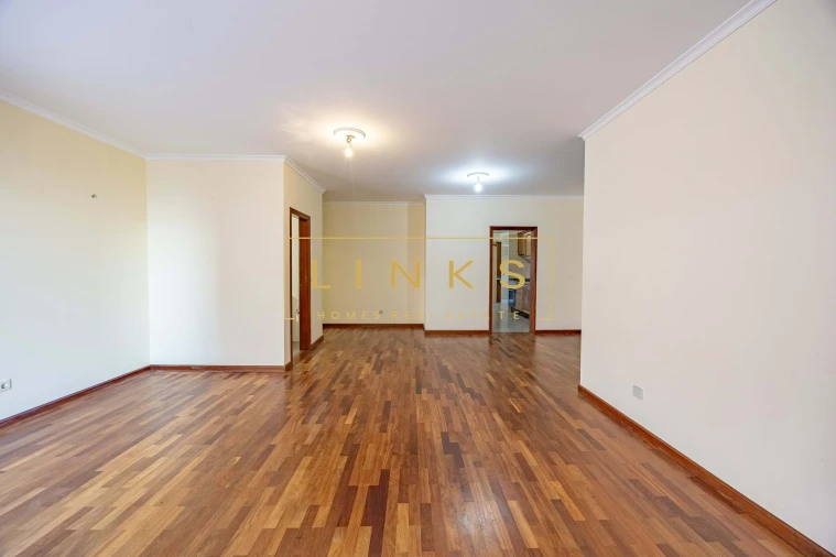 Apartamento T3 para Venda em Caniço Foto 2