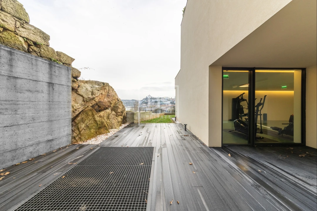 Apartamento T4 para Venda em Santa Marinha Foto 33