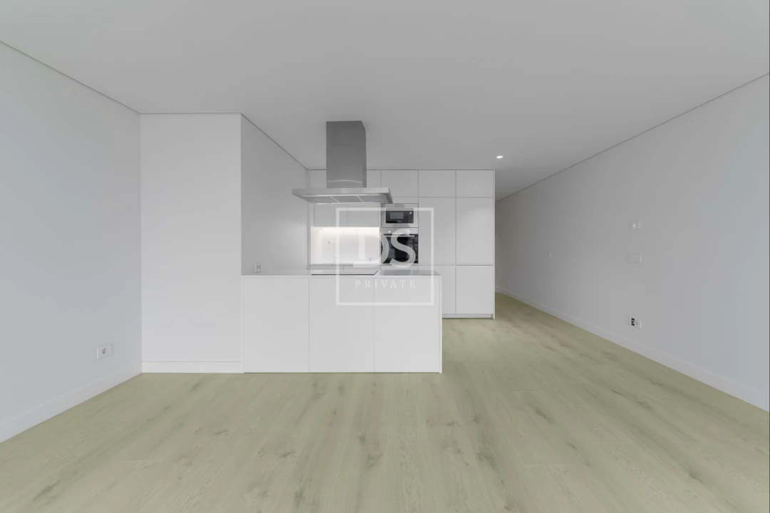 Apartamento T4 para Venda em Santa Marinha Foto 12