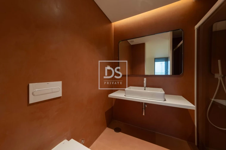 Apartamento T4 para Venda em Santa Marinha Foto 16