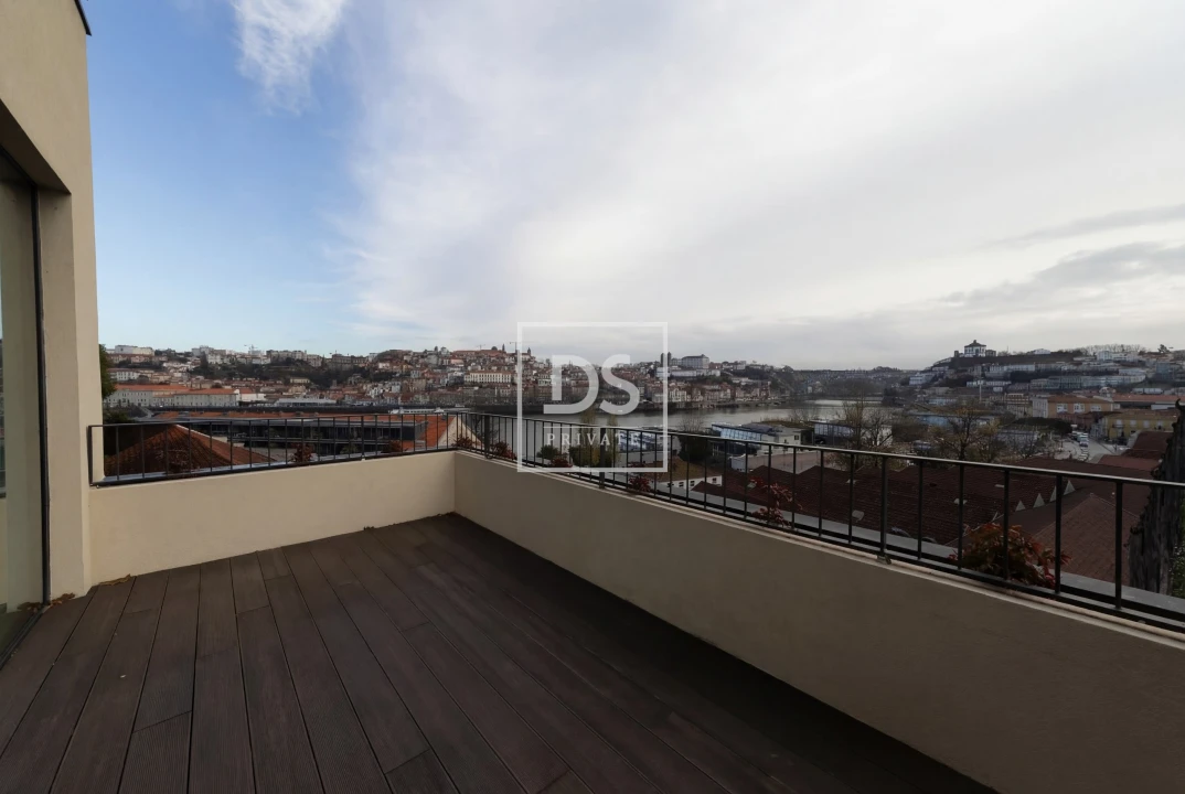 Apartamento T4 para Venda em Santa Marinha Foto 27
