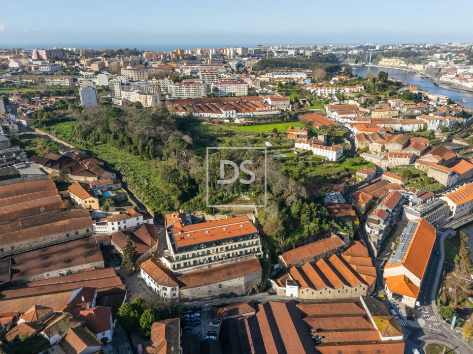 Apartamento T4 para Venda em Santa Marinha Foto 1