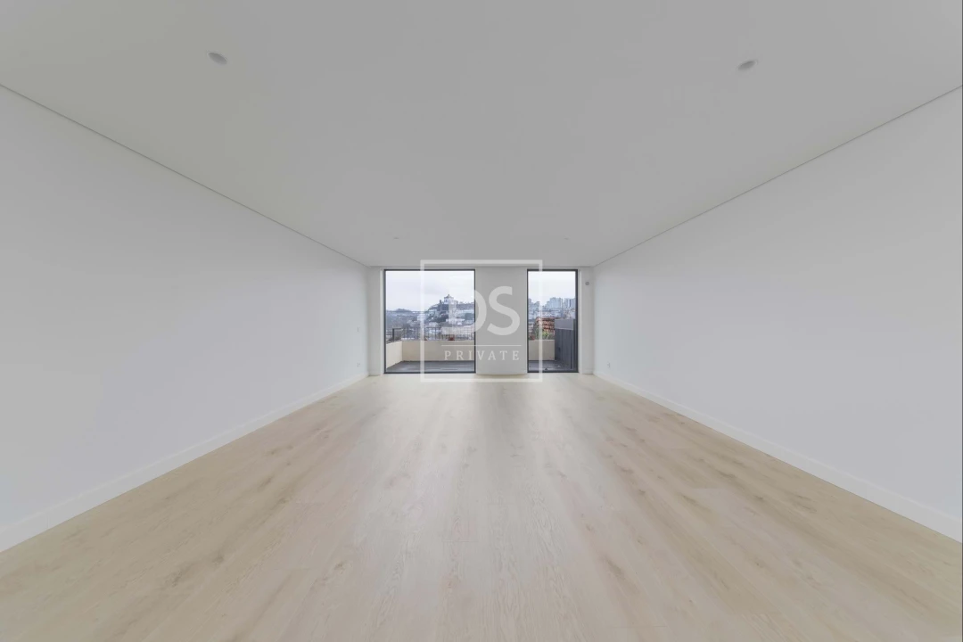 Apartamento T4 para Venda em Santa Marinha Foto 9