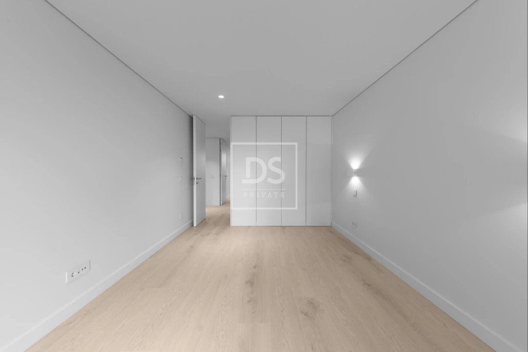 Apartamento T4 para Venda em Santa Marinha Foto 21