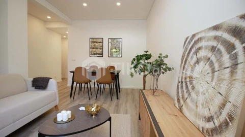 Apartamento T3 para Venda em Benfica