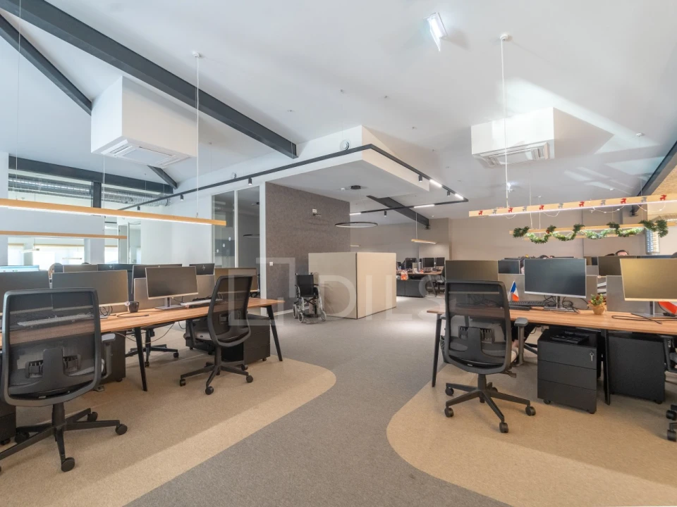 Escritório para Arrendamento em Cidade da Maia Foto 12