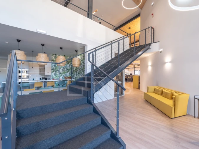 Escritório para Arrendamento em Cidade da Maia Foto 13