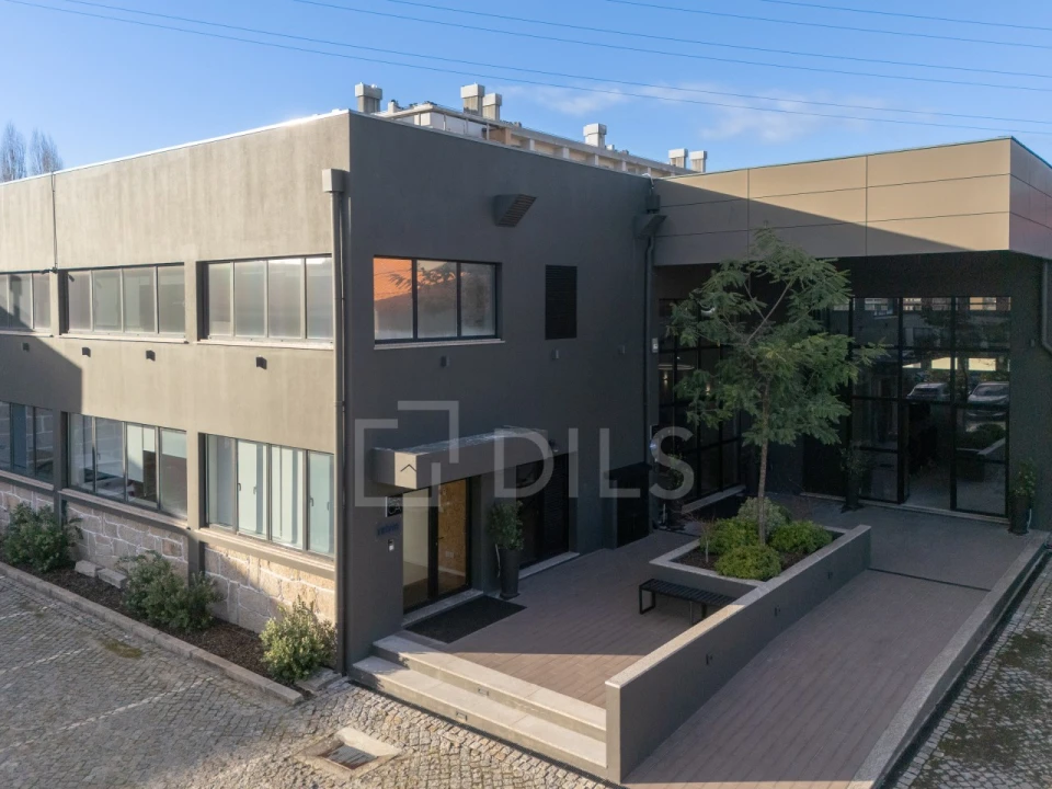 Escritório para Arrendamento em Cidade da Maia Foto 2