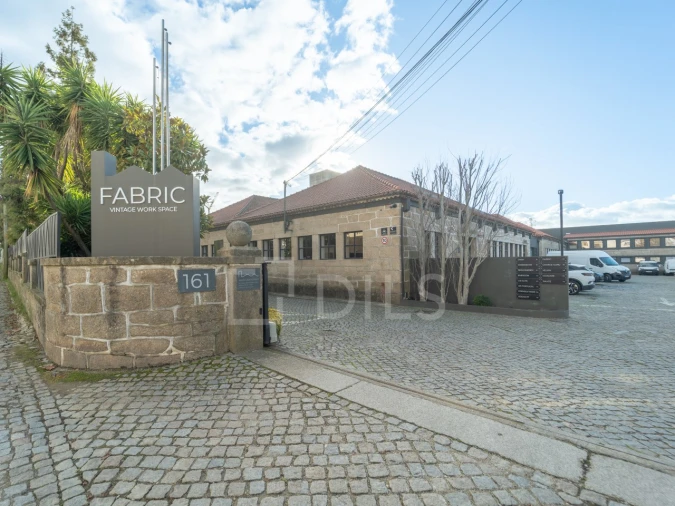 Escritório para Arrendamento em Cidade da Maia Foto 1