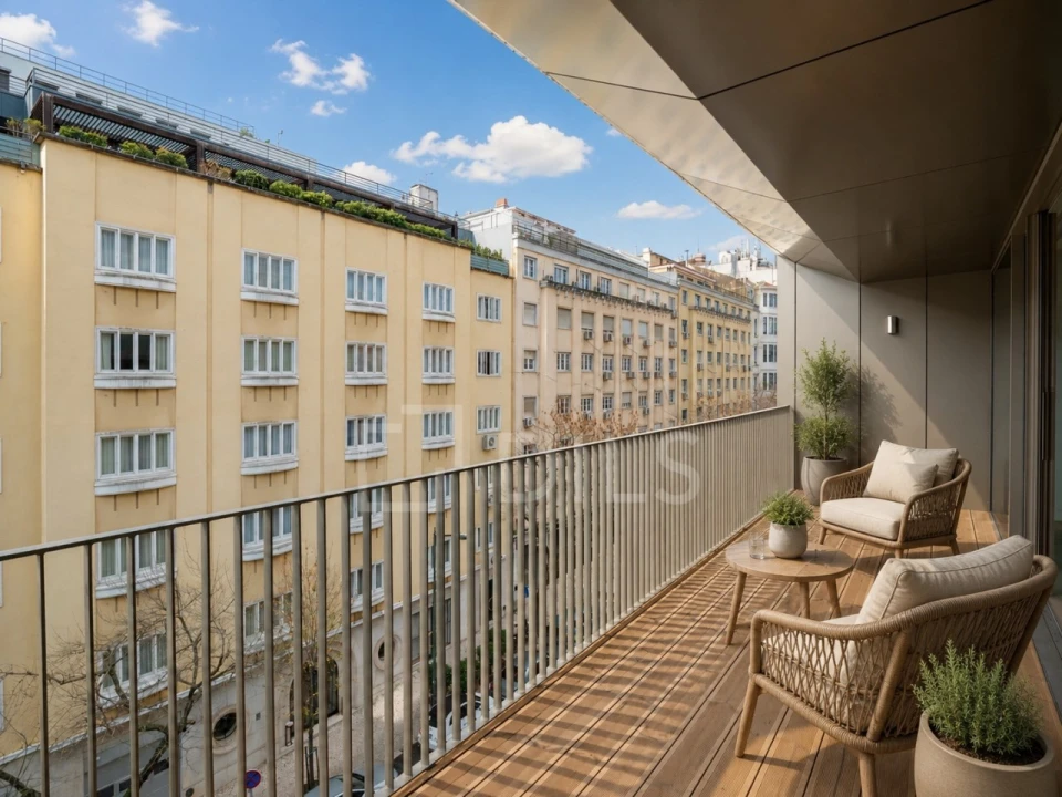 Apartamento T2 para Venda em Santo António Foto 2