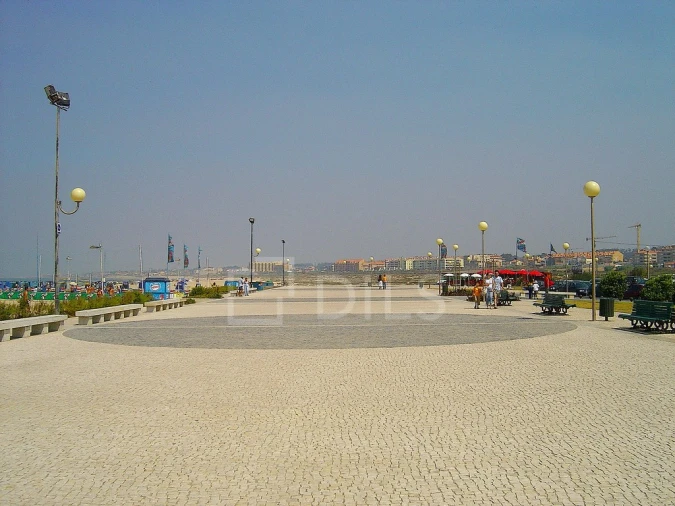 Apartamento T2 para Venda em Espinho Foto 17