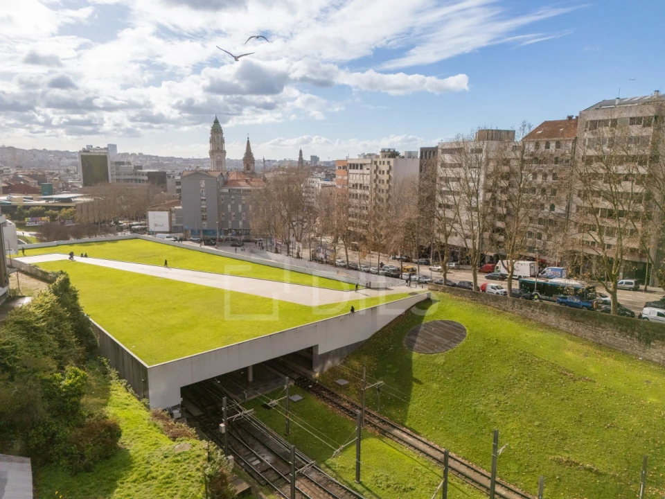 Escritório para Arrendamento em Cedofeita, Santo Ildefonso, Sé, Miragaia, São Nicolau e Vitória Foto 12