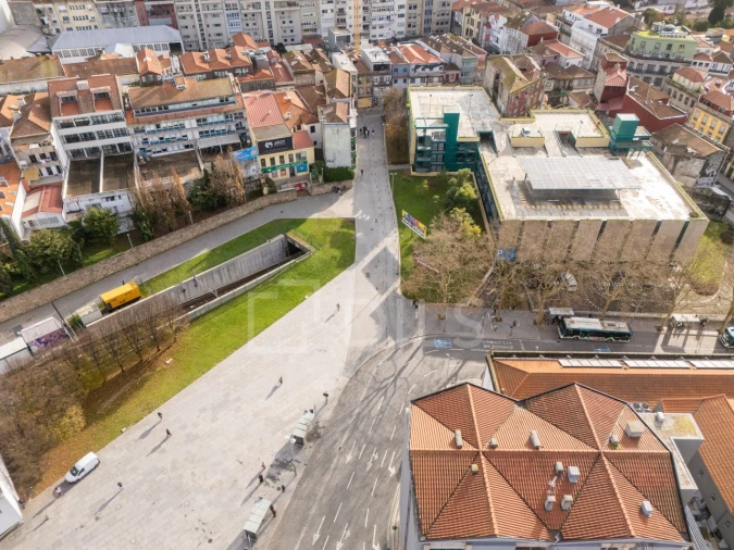 Escritório para Arrendamento em Cedofeita, Santo Ildefonso, Sé, Miragaia, São Nicolau e Vitória Foto 17