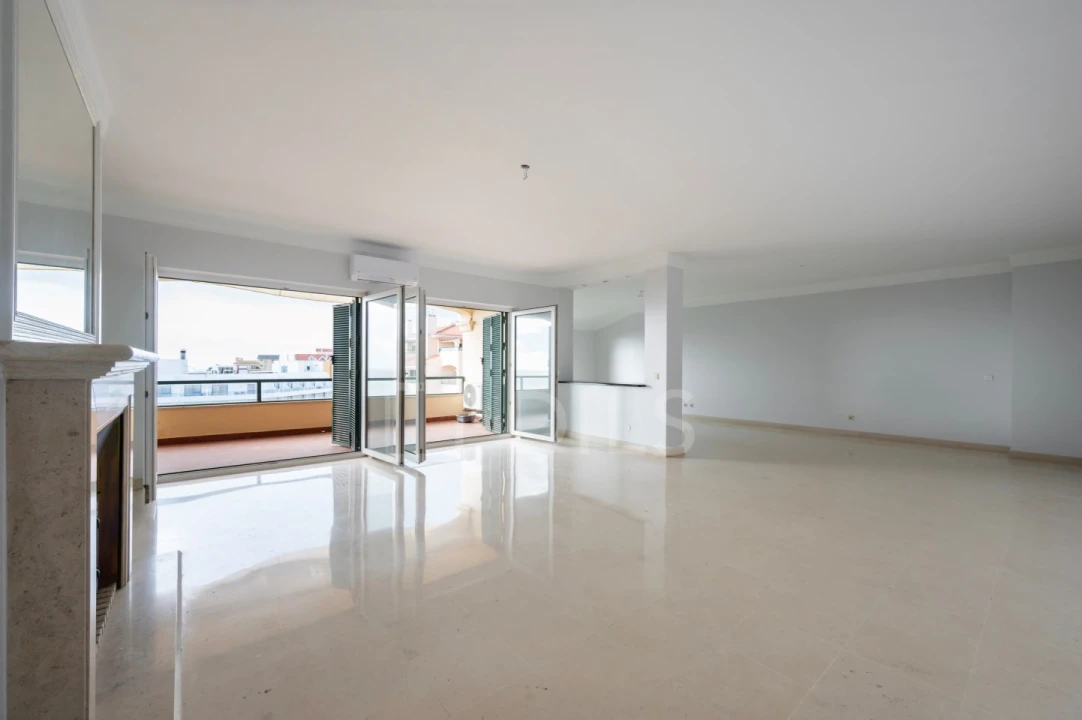 Apartamento T3 para Venda em Cascais e Estoril Foto 5