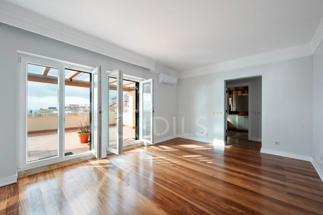 Apartamento T3 para Venda em Cascais e Estoril Foto 6