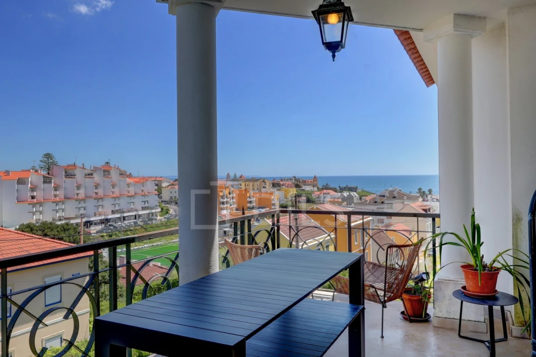 Apartamento T3 para Venda em Cascais e Estoril Foto 1