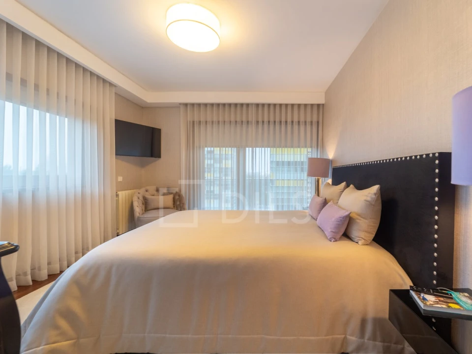 Apartamento T4 para Venda em Santa Marinha e São Pedro da Afurada Foto 21