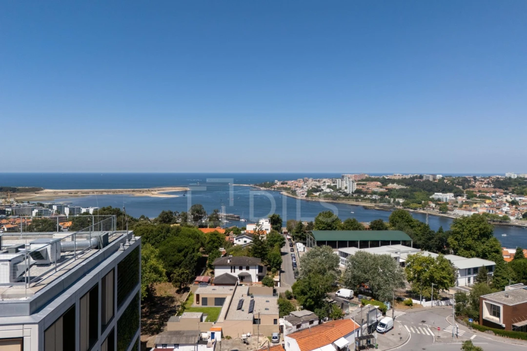 Apartamento T4 para Venda em Santa Marinha e São Pedro da Afurada Foto 47