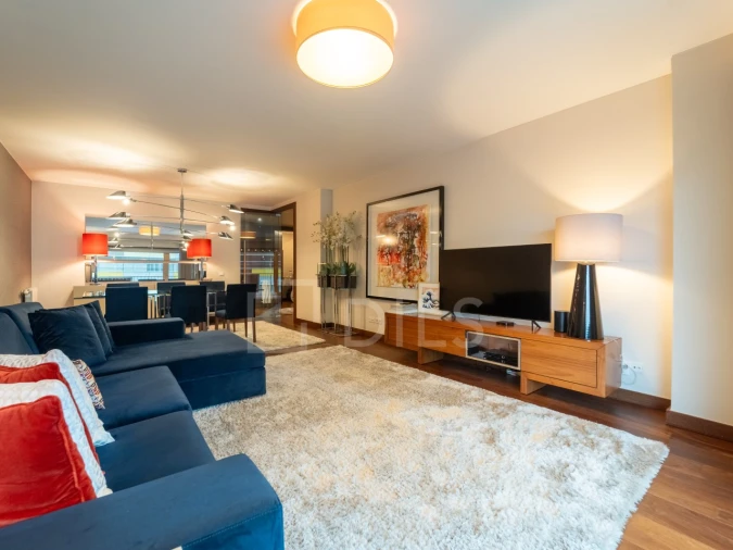 Apartamento T4 para Venda em Santa Marinha e São Pedro da Afurada Foto 4