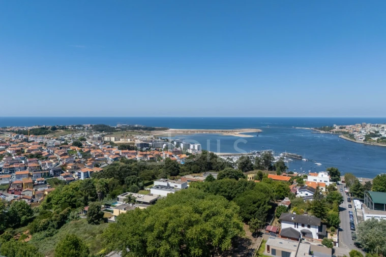 Apartamento T4 para Venda em Santa Marinha e São Pedro da Afurada Foto 46
