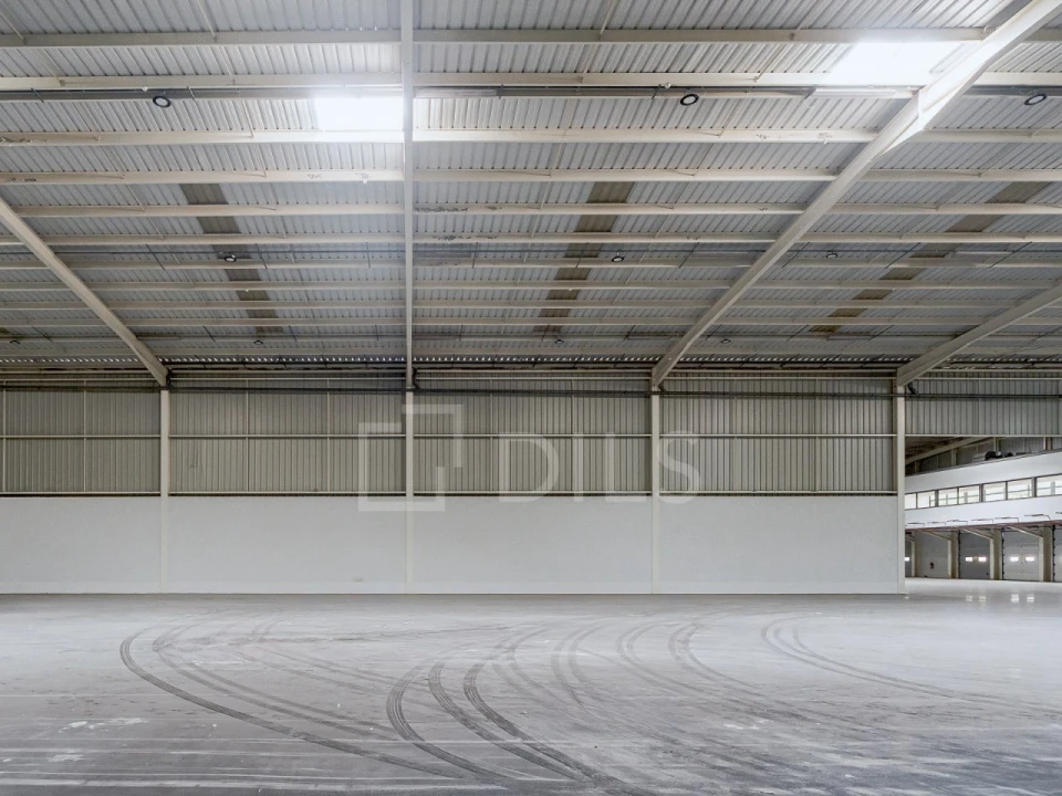 Armazém para Arrendamento em Alverca do Ribatejo e Sobralinho Foto 16