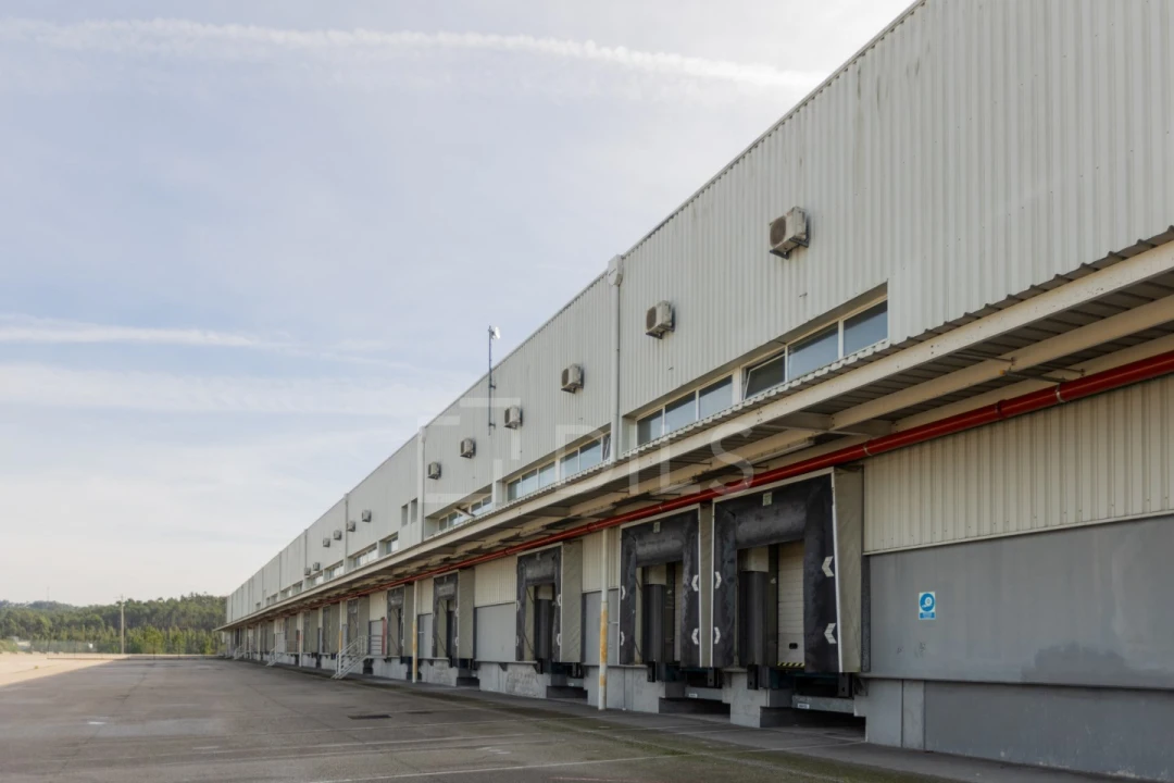 Armazém para Arrendamento em Leiria, Pousos, Barreira e Cortes Foto 1