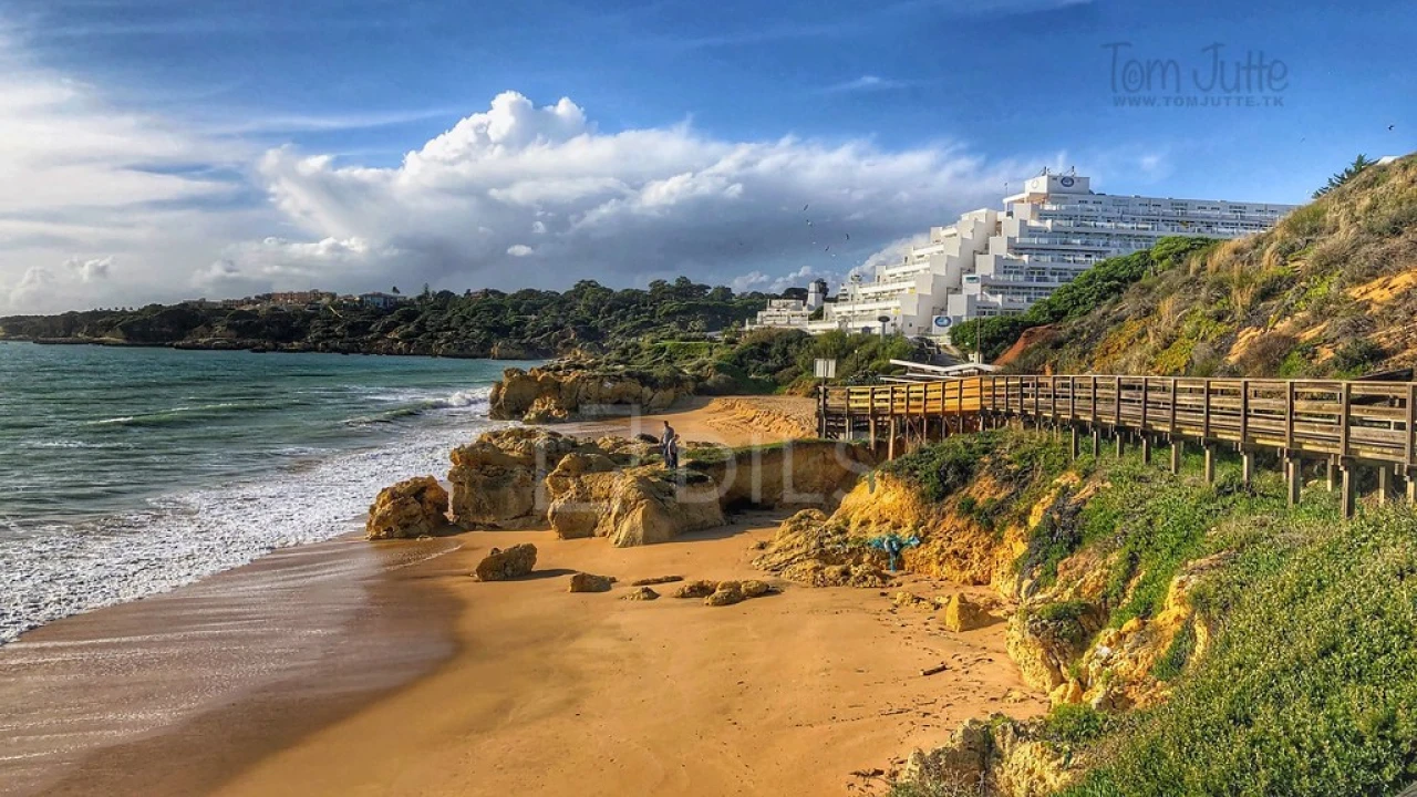 Moradia T4 para Venda em Albufeira e Olhos de Água Foto 17