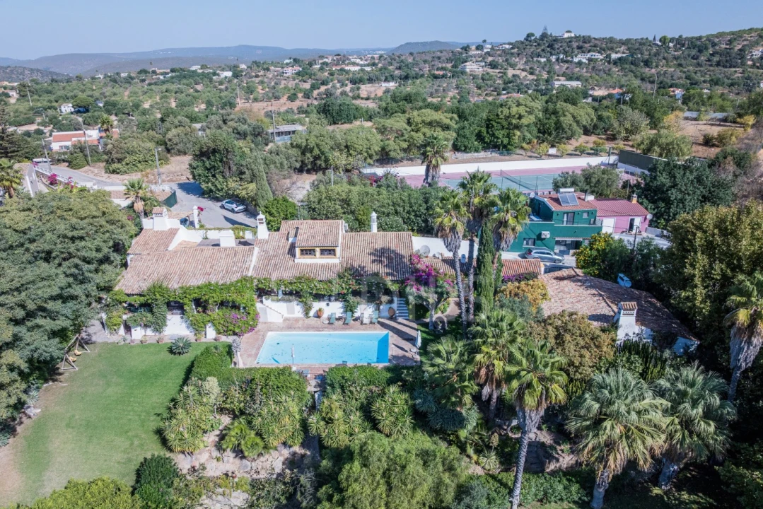 Moradia T7 para Venda em Boliqueime Foto 37