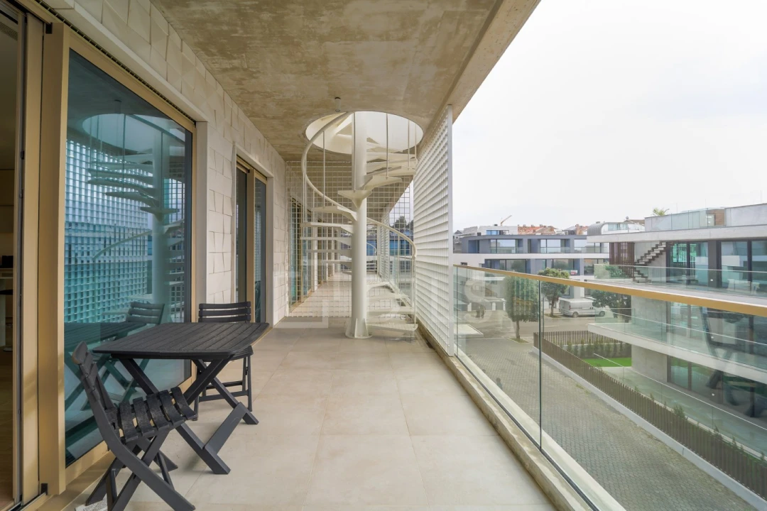 Apartamento T2 para Arrendamento em Madalena Foto 23