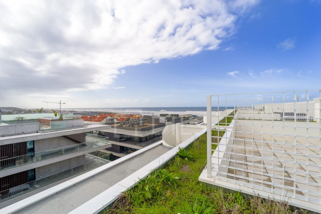 Apartamento T2 para Arrendamento em Madalena Foto 26