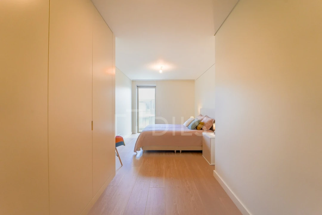 Apartamento T2 para Arrendamento em Madalena Foto 15