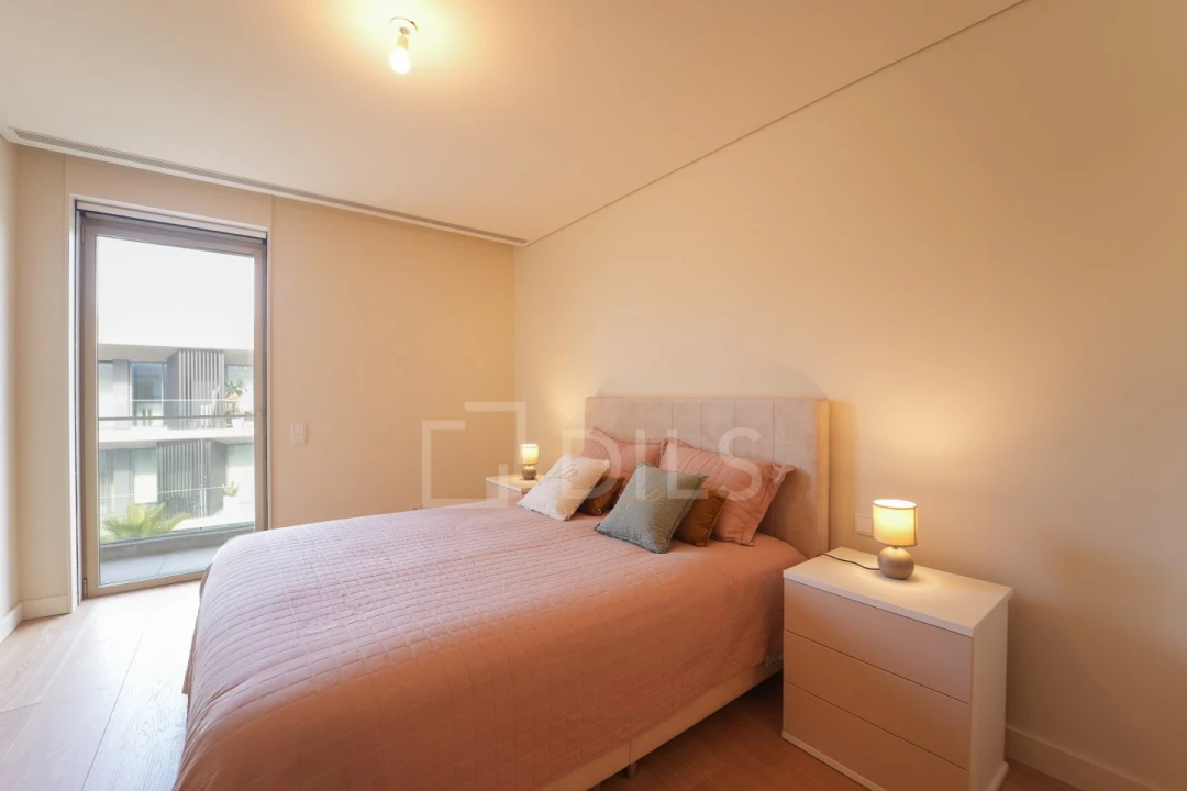 Apartamento T2 para Arrendamento em Madalena Foto 7