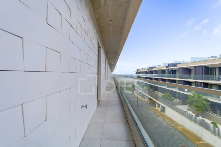 Apartamento T2 para Arrendamento em Madalena Foto 29