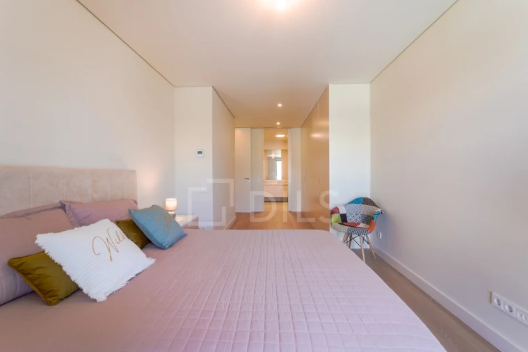 Apartamento T2 para Arrendamento em Madalena Foto 8