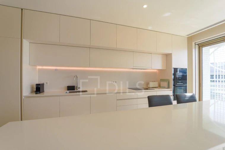 Apartamento T2 para Arrendamento em Madalena Foto 13