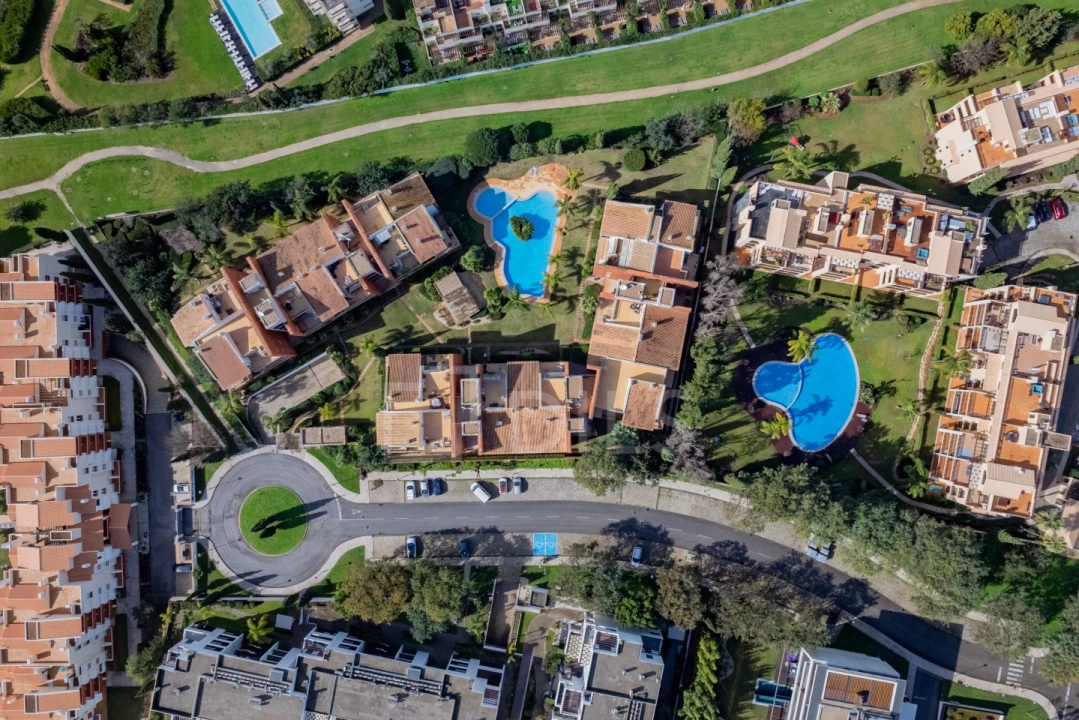 Apartamento T2 para Venda em Quarteira Foto 25