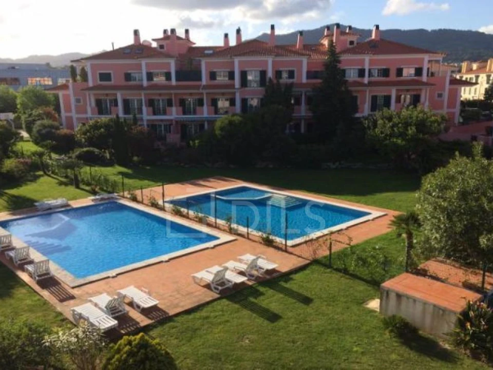 Apartamento T2 para Arrendamento em Santa Maria e São Miguel, São Martinho, São Pedro Penaferrim Foto 3