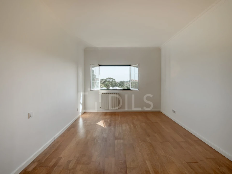 Apartamento T2 para Arrendamento em Santa Maria e São Miguel, São Martinho, São Pedro Penaferrim Foto 17