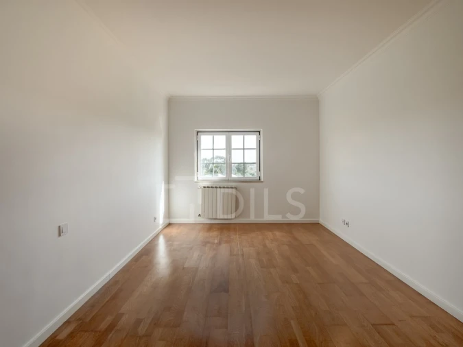 Apartamento T2 para Arrendamento em Santa Maria e São Miguel, São Martinho, São Pedro Penaferrim Foto 8