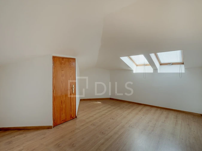 Apartamento T2 para Arrendamento em Santa Maria e São Miguel, São Martinho, São Pedro Penaferrim Foto 25