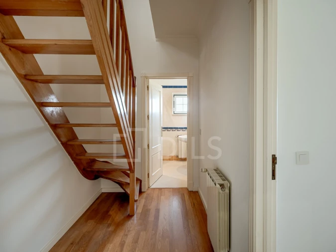 Apartamento T2 para Arrendamento em Santa Maria e São Miguel, São Martinho, São Pedro Penaferrim Foto 27