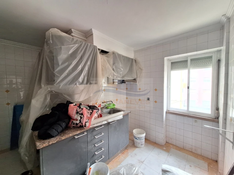 Apartamento T2 para Venda em Falagueira-Venda Nova Foto 5