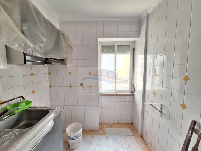 Apartamento T2 para Venda em Falagueira-Venda Nova Foto 4