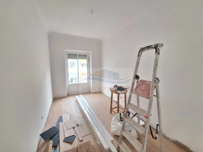 Apartamento T2 para Venda em Falagueira-Venda Nova Foto 6